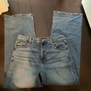 Ann Taylor Light Wash Straight Leg Baggy Denim Jeans Size 10